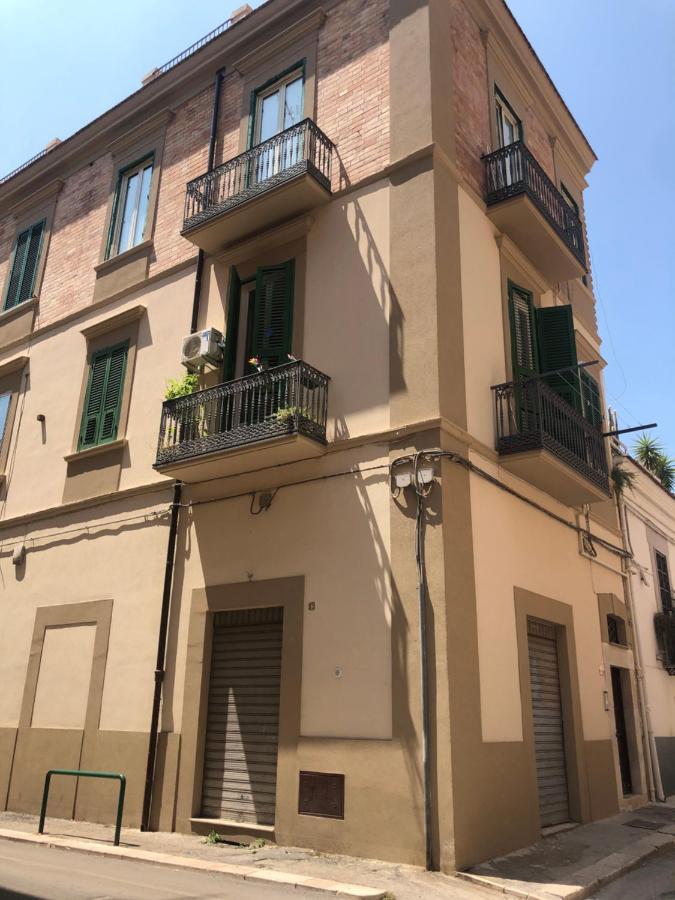 Casa Renata Lägenhet Foggia Exteriör bild